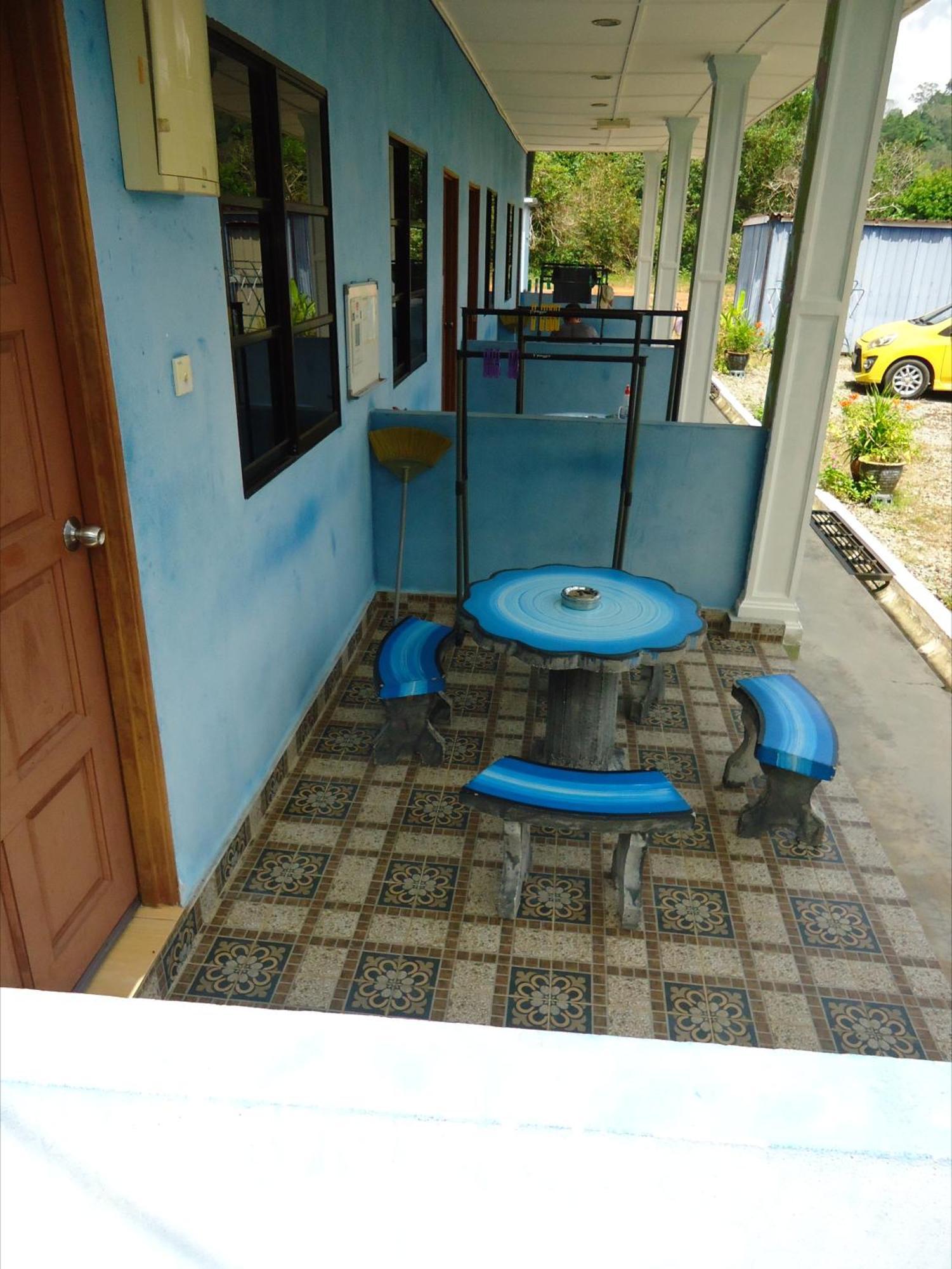 D'Pinggir Guest Room Kuala Tahan Exterior foto